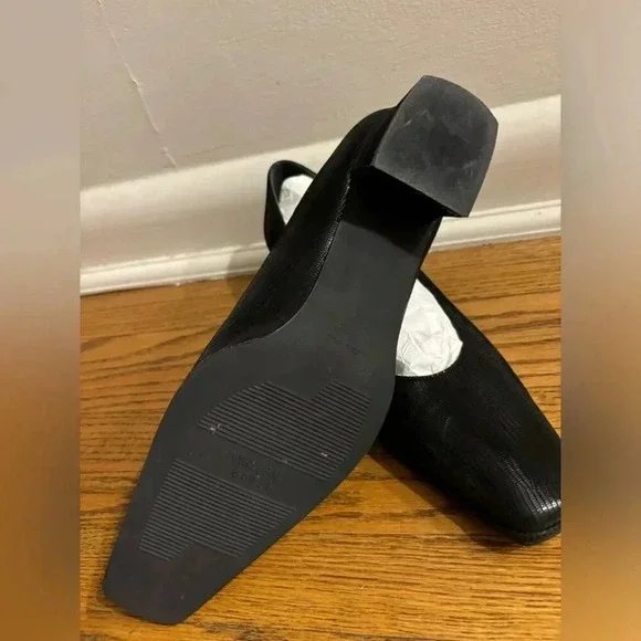 Stuart Weitzman Black Leather Heels - Picture 6 of 9